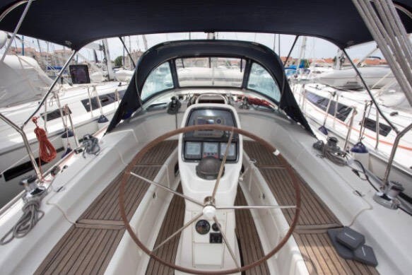 Bavaria 38 - Boatscribe.com