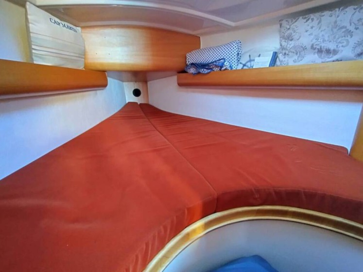 Maxus 28 Standard - Boatscribe.com