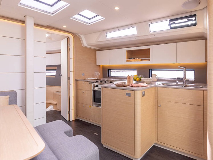 Dufour 41 - Boatscribe.com