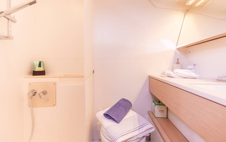 Dufour 41 - Boatscribe.com