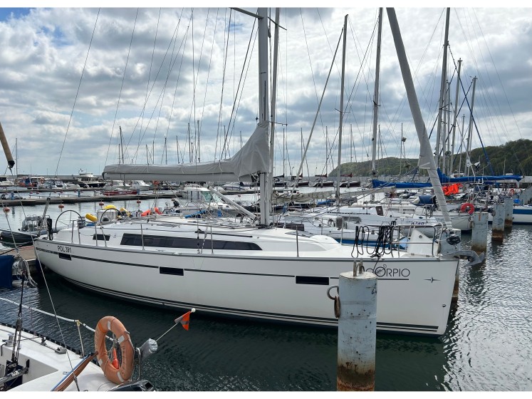 Bavaria 37 - Boatscribe.com