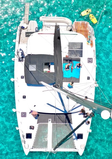 Lagoon 42 - Boatscribe.com