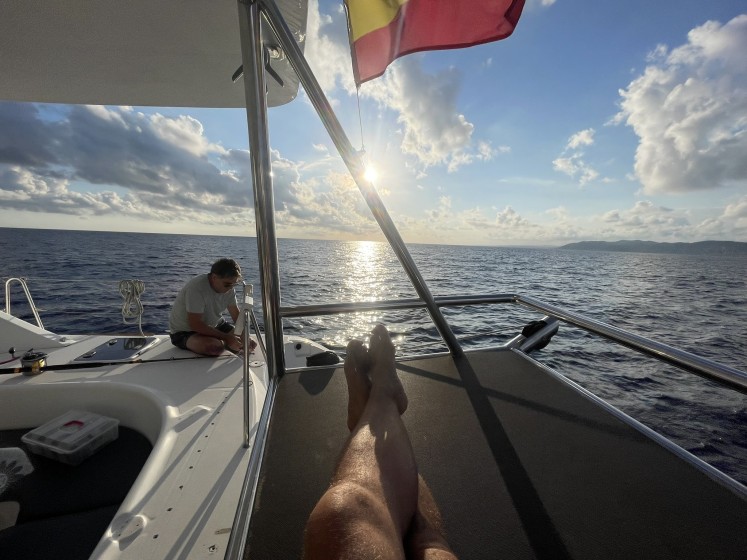 Lagoon 380 S2 - Boatscribe.com