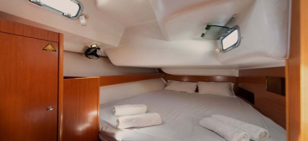 Cyclades 43.4 - Boatscribe.com