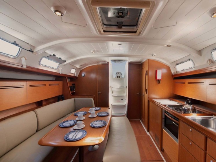 Cyclades 43.4 - Boatscribe.com