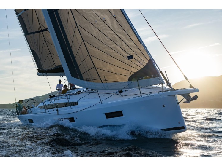 Sun Odyssey 415 - Boatscribe.com