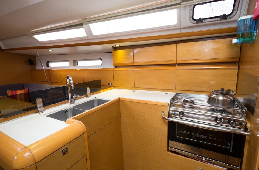 Sun Odyssey 439 - Boatscribe.com