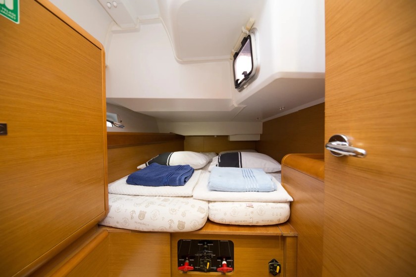 Sun Odyssey 439 - Boatscribe.com