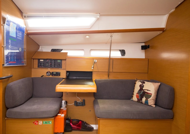 Sun Odyssey 439 - Boatscribe.com