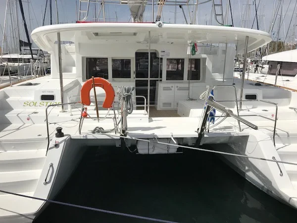 Lagoon 450 F - Boatscribe.com