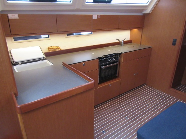 Bavaria 46 Cruiser - Boatscribe.com