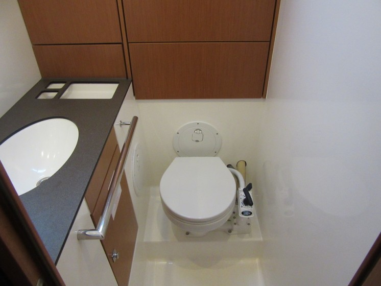 Bavaria 46 Cruiser - Boatscribe.com