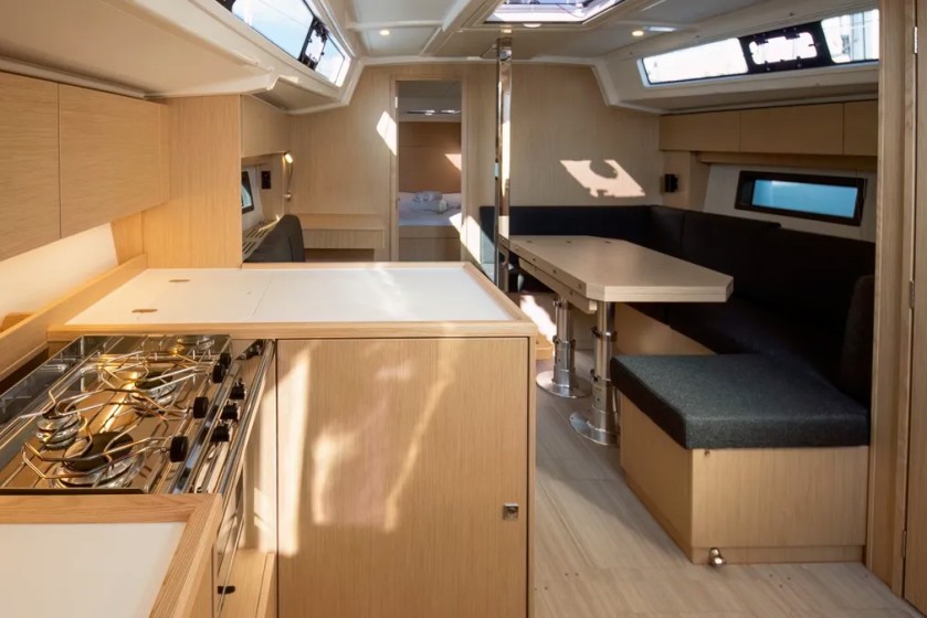 Bavaria 38 - Boatscribe.com