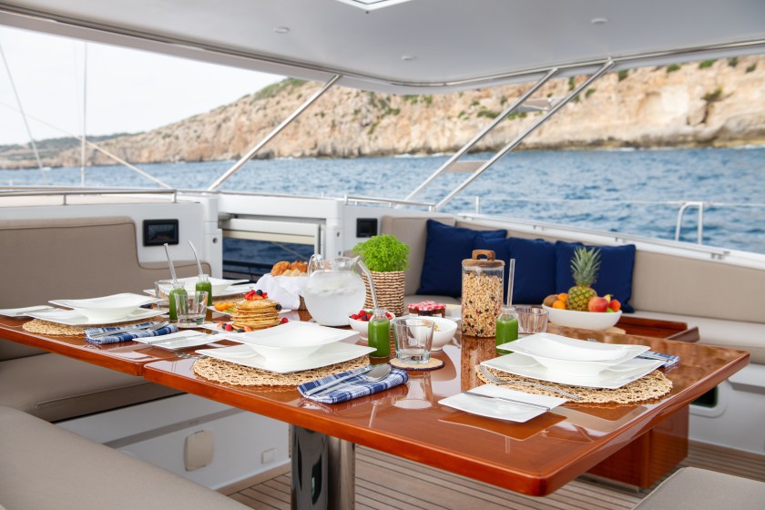 CNB Bordeaux 95 - Boatscribe.com