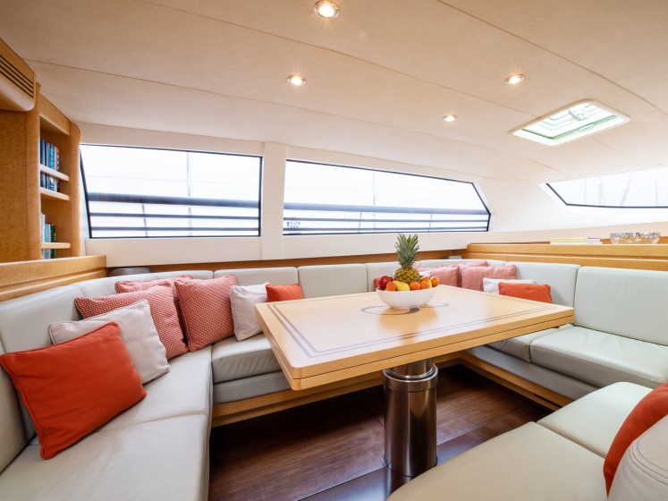 CNB Bordeaux 95 - Boatscribe.com