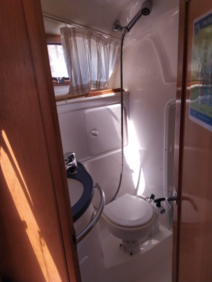 Bavaria 33 Cruiser - Boatscribe.com