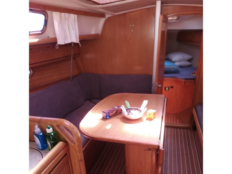 Bavaria 33 Cruiser - Boatscribe.com
