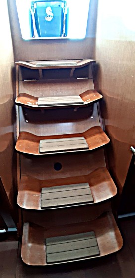 Oceanis 45 - Boatscribe.com