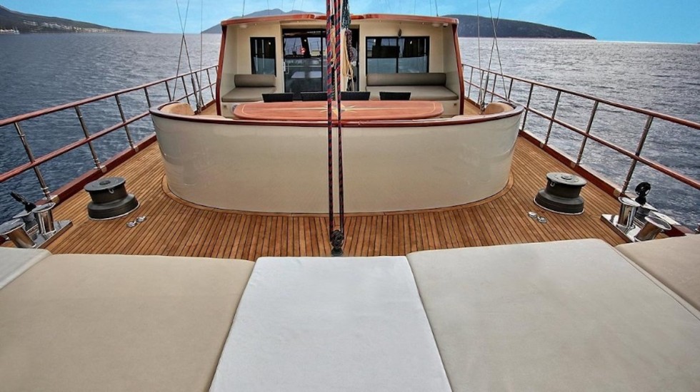 Custom Built - Boatscribe.com