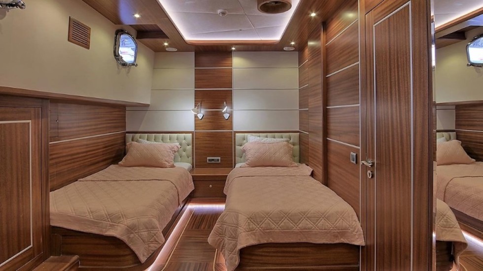 Custom Built - Boatscribe.com
