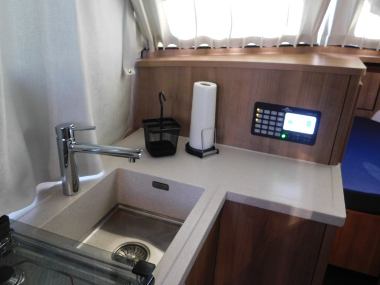 Linssen 35 SL - Boatscribe.com