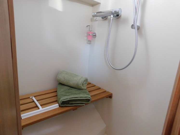 Linssen 35 SL - Boatscribe.com