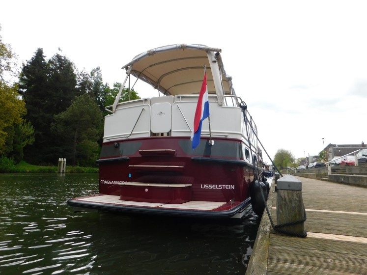 Linssen 35 SL - Boatscribe.com
