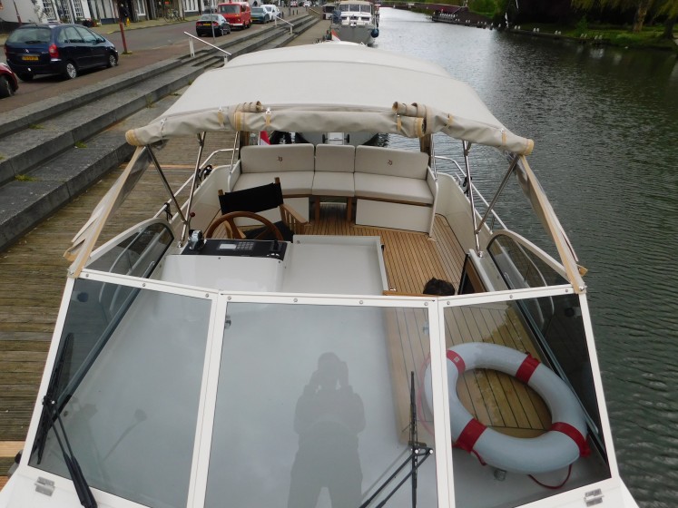 Linssen 35 SL - Boatscribe.com