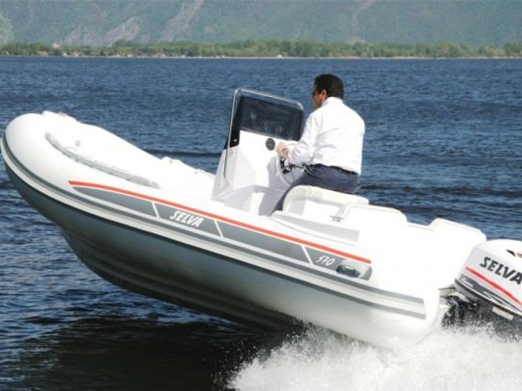 Motorboat - Boatscribe.com