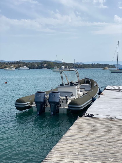 Motorboat - Boatscribe.com