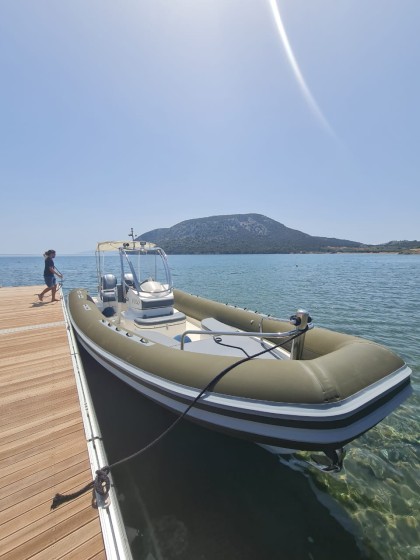 Motorboat - Boatscribe.com