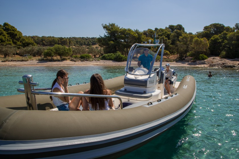 Motorboat - Boatscribe.com