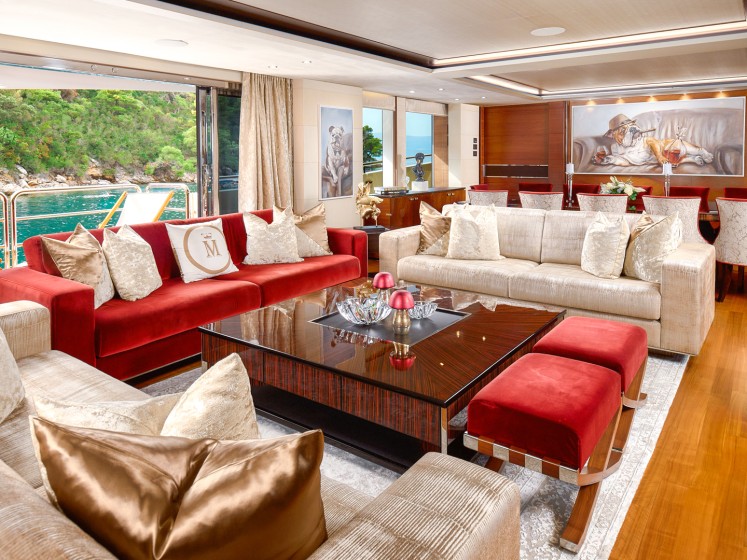 Princess V40 - Boatscribe.com