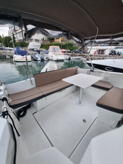 Merry Fisher 795 - Boatscribe.com