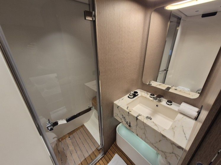 Azimut Grande 26 - Boatscribe.com