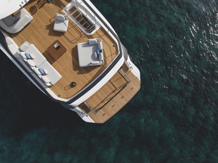 Azimut Grande 26 - Boatscribe.com