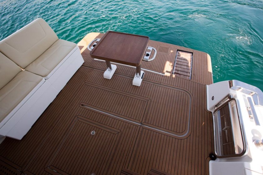 Bavaria Virtess 420 Fly - Boatscribe.com