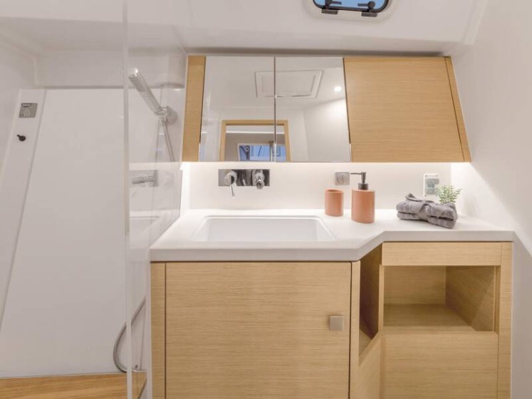 Hanse 410 - Boatscribe.com