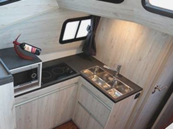 Minuetto 8+ - Boatscribe.com