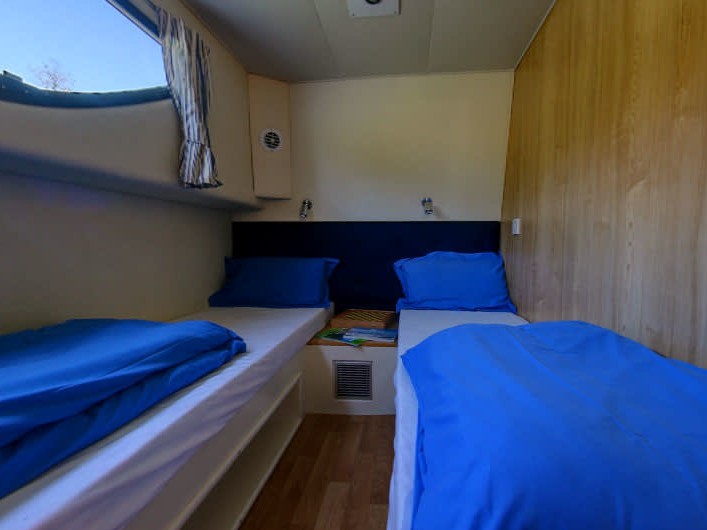 Le Boat Magnifique - Boatscribe.com