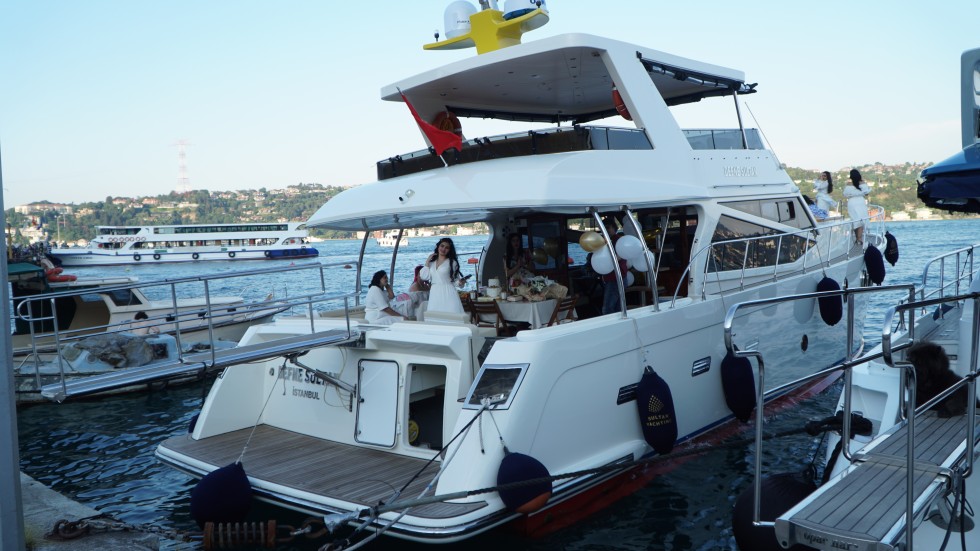 Motoryacht - Boatscribe.com