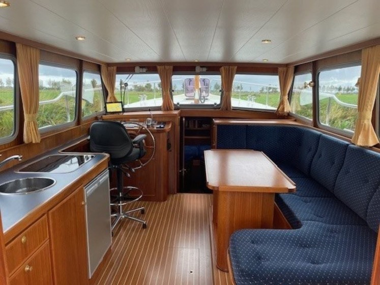 Barkas 1100 - Boatscribe.com