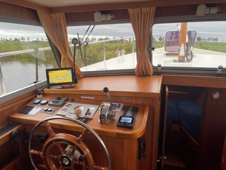 Barkas 1100 - Boatscribe.com