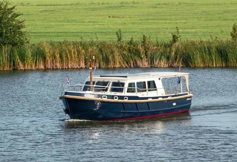 Barkas 1100 - Boatscribe.com