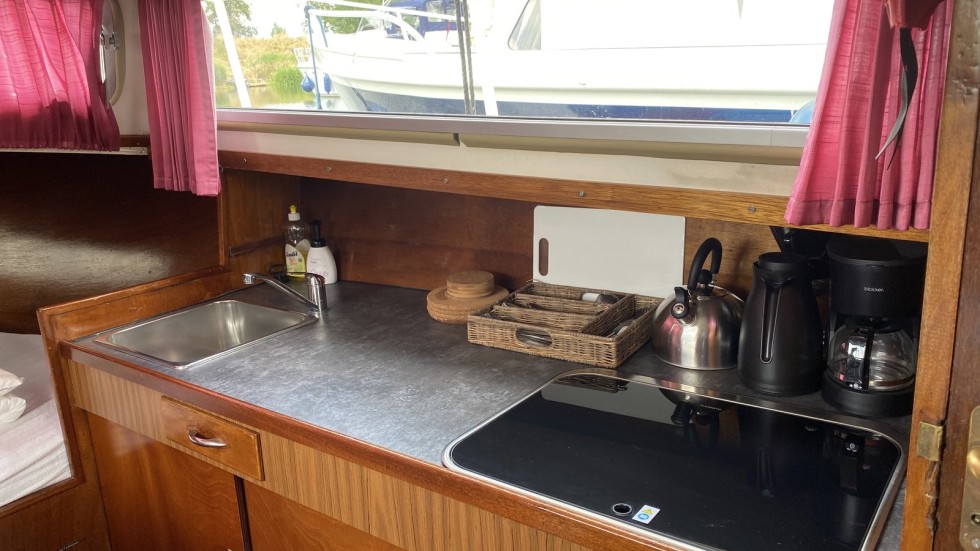 Courtevenne 830 - Boatscribe.com