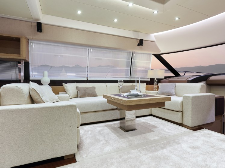 Prestige 620 - Boatscribe.com