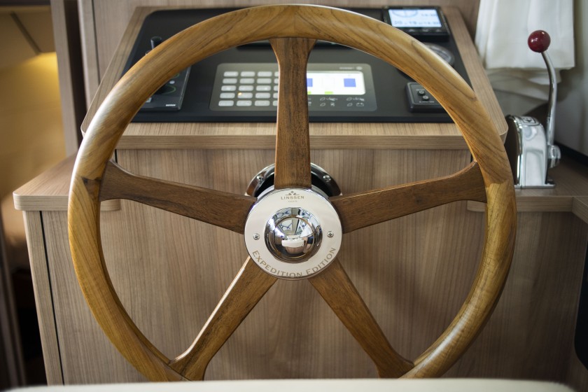 Grand Sturdy 35.0 AC - Boatscribe.com