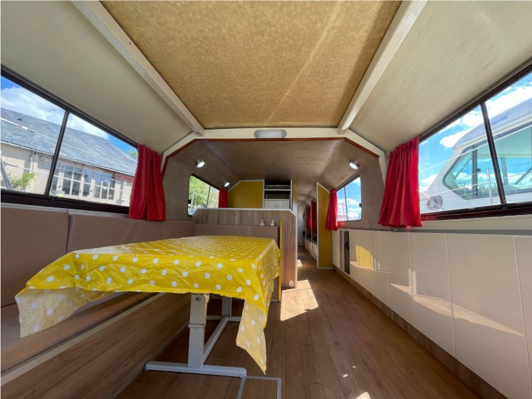 Nicols Marina 1400 - Boatscribe.com