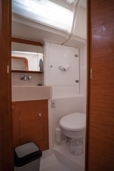 Dufour 37 - Boatscribe.com