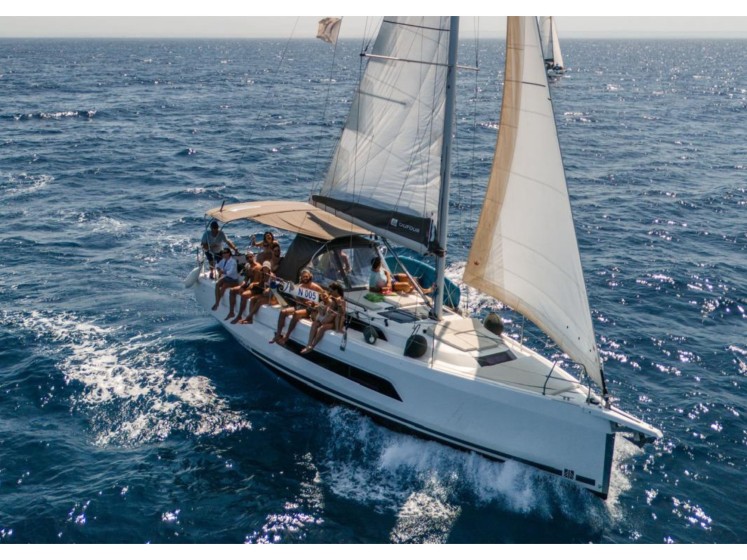 Dufour 37 - Boatscribe.com